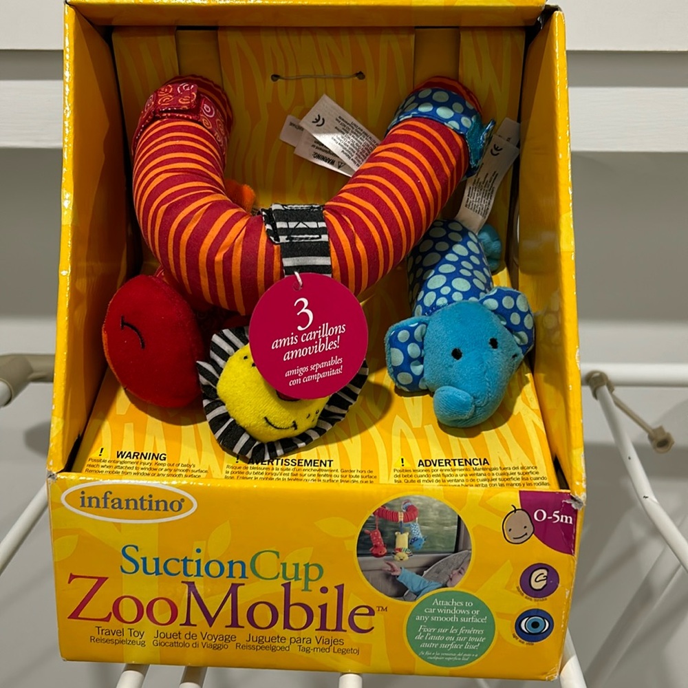 Infantino suction cup - zoomobile